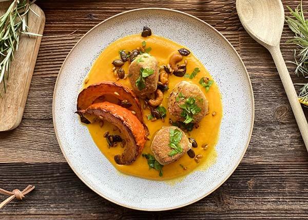 Chicken keftas with mint, coriander and pumpkin cooked in 2 ways