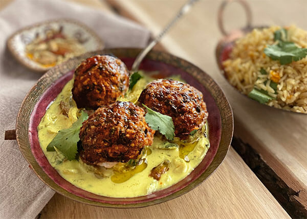 Boulettes de potiron et pois chiches Curry Madras et riz indien