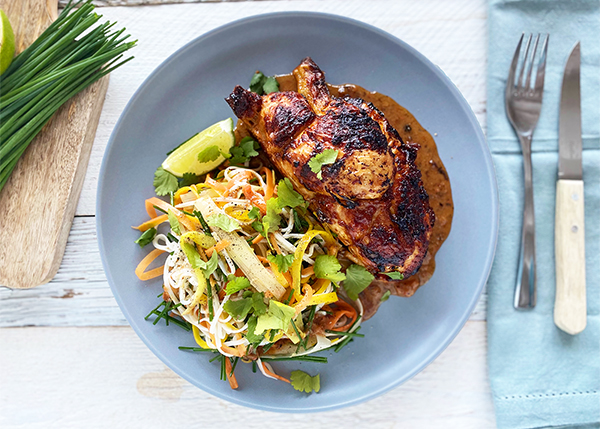 Piri-Piri-Nikkei-Hähnchen, Gemüse-Tagliatte und Pasta